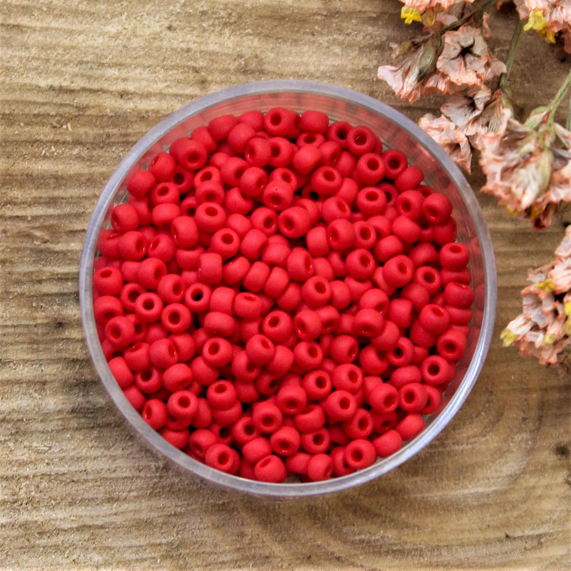 MR8-408F Opaque matte red 10 gram